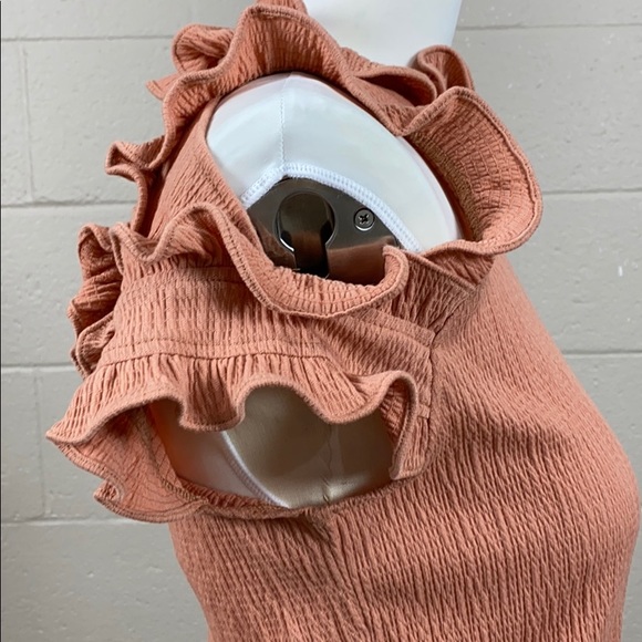 SAMPLE: Peep Shoulder Tee - Picture 3 of 5